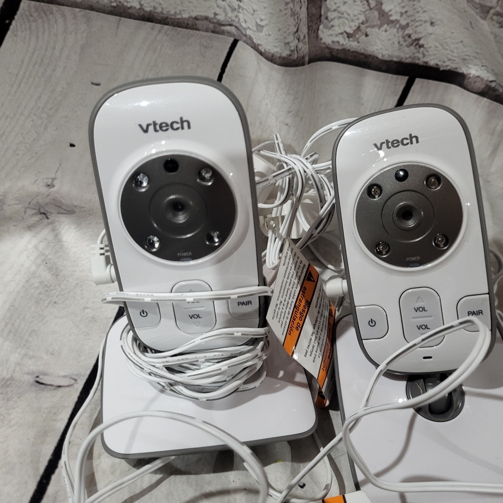 VTech White Video Baby Monitor Set - Picture 4 of 4